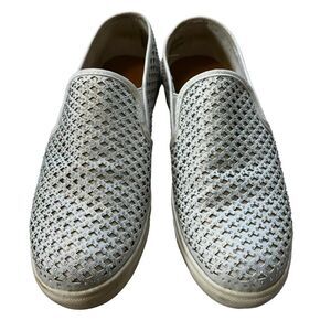 Material Girl white loafer Fashion Sneaker Slip On Rhinestone Ladies sz 8